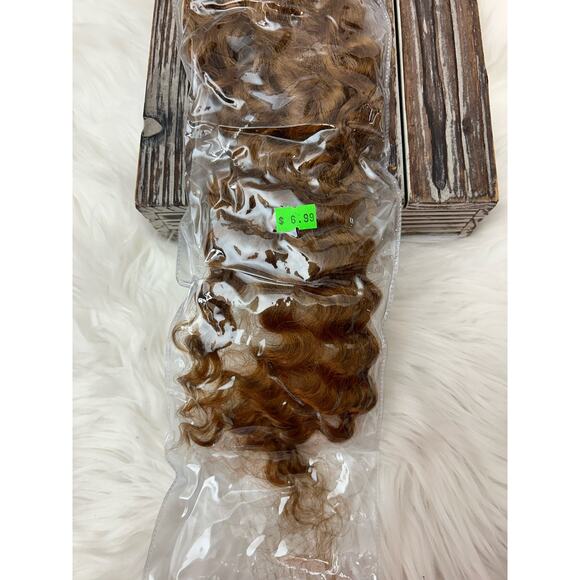 NWT Model Hairpiece Reddish Brown Weave Wig - Picture 2 of 3